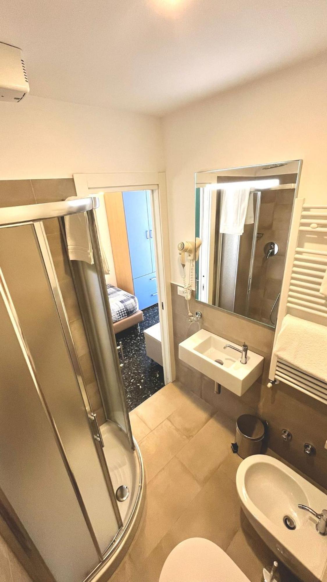 Hotel Al Capo Varigotti Exterior photo