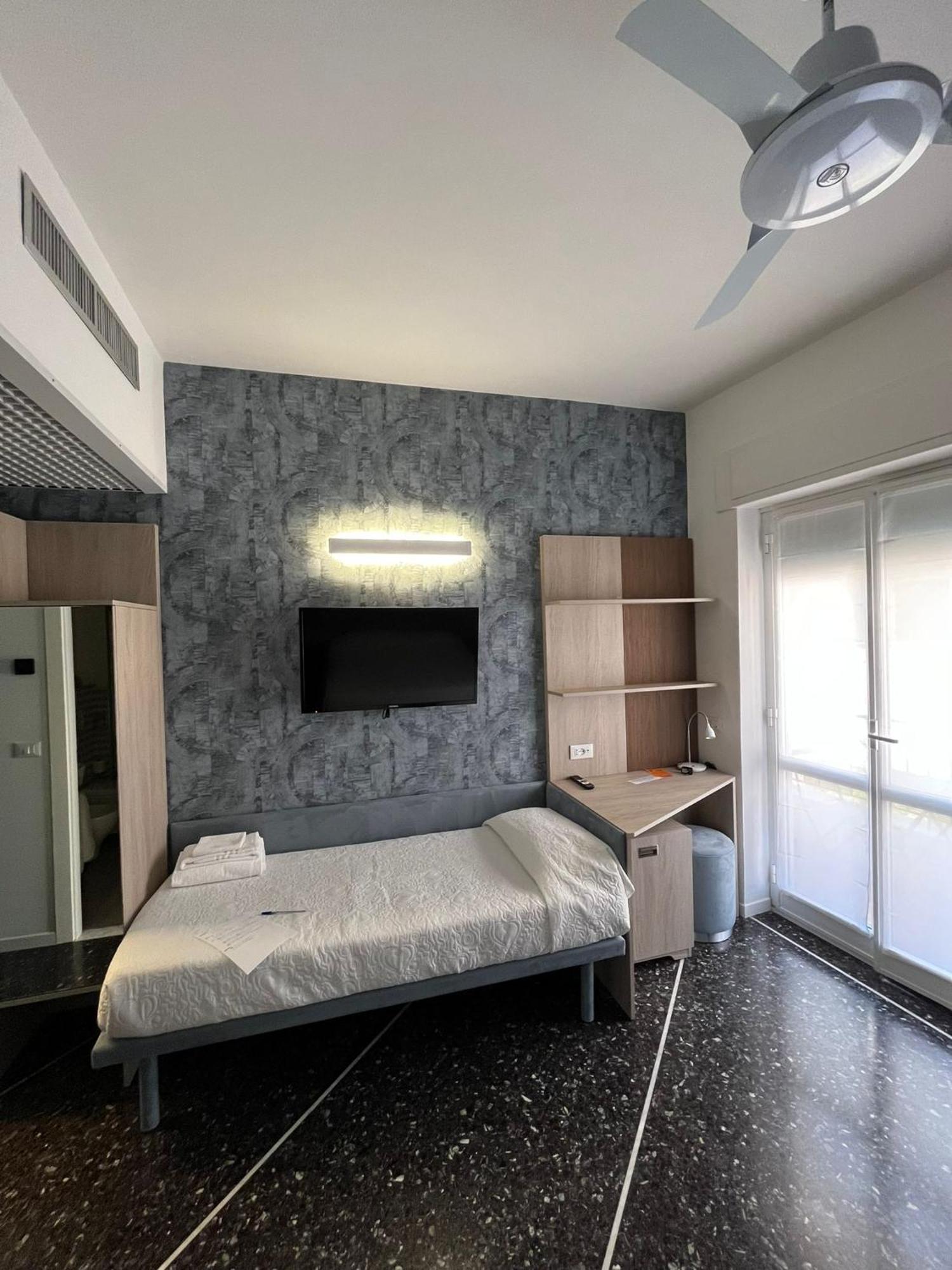 Hotel Al Capo Varigotti Exterior photo